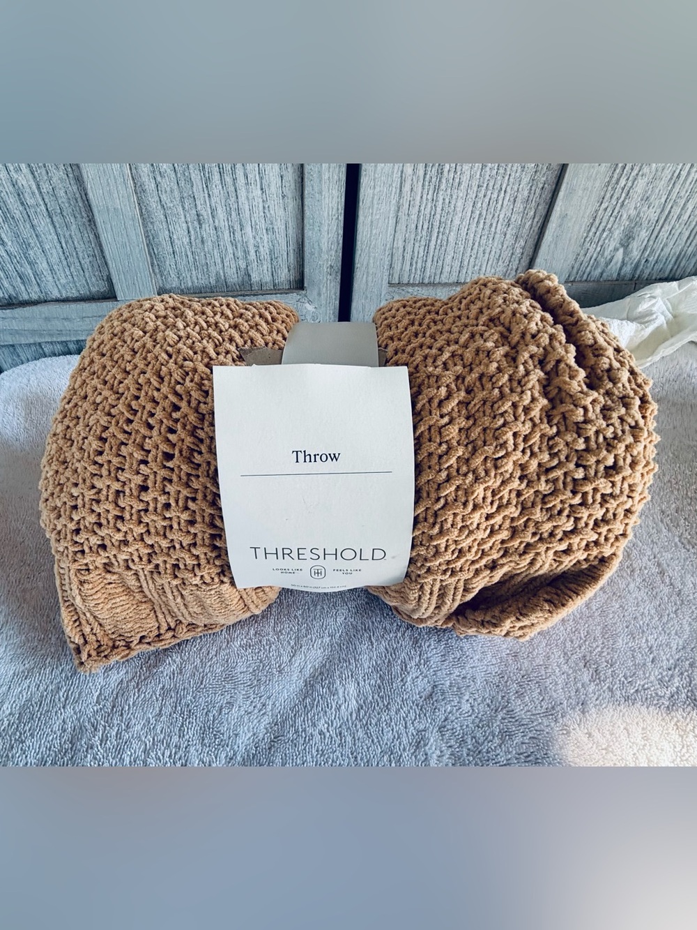 Throw blanket